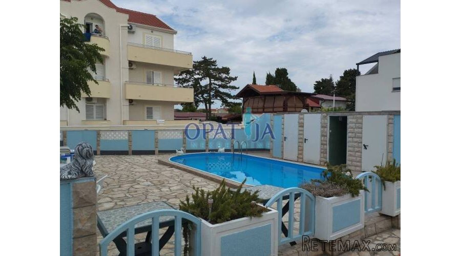 PRILIKA ZA INVESTICIJU HOTEL U SABUNIKAMA