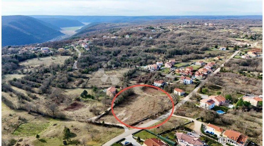 EKSKLUZIVNO! GRAĐEVINSKO ZEMLJIŠTE NADOMAK GRADA - 3