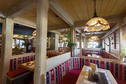 Well-established restaurant with top..