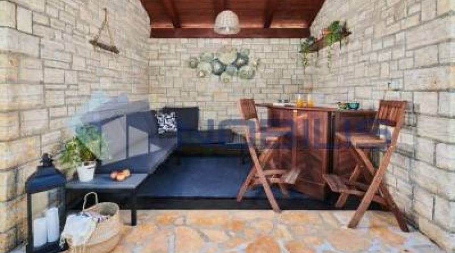 Buje, vila 250 m2 s vrtom 11000 m2 - 6