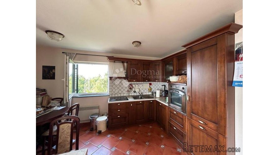 IČIĆI, stan, 98m2, BALKON S POGLEDOM - 2