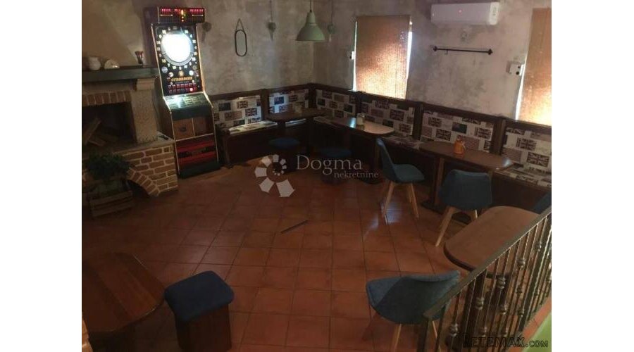 Kuća sa poslovnim prostorom - 2