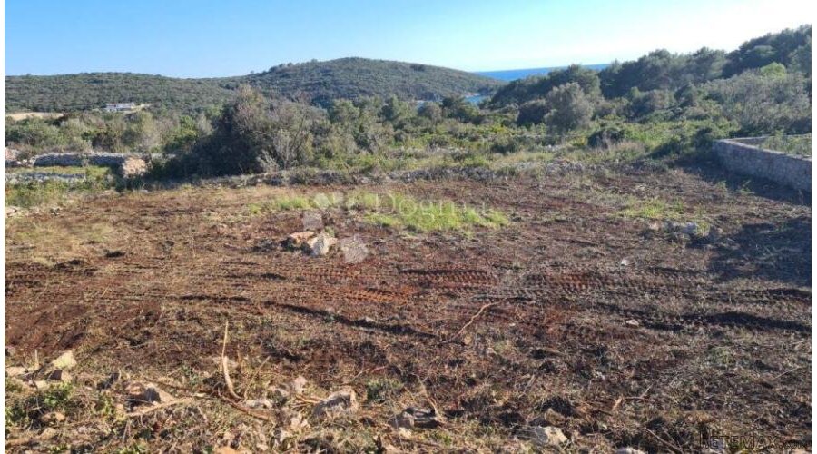 GRAĐEVINSKO ZEMLJIŠTE , MASLINICA 650m2 - 3