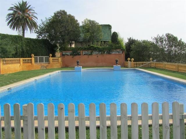 17 bedroom Character For Sale:.. - 2