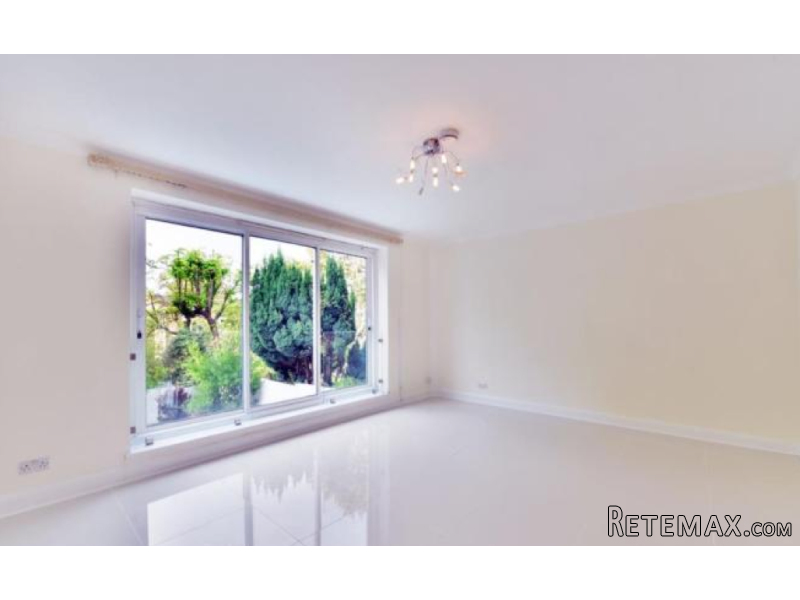 14 Marlborough Hill