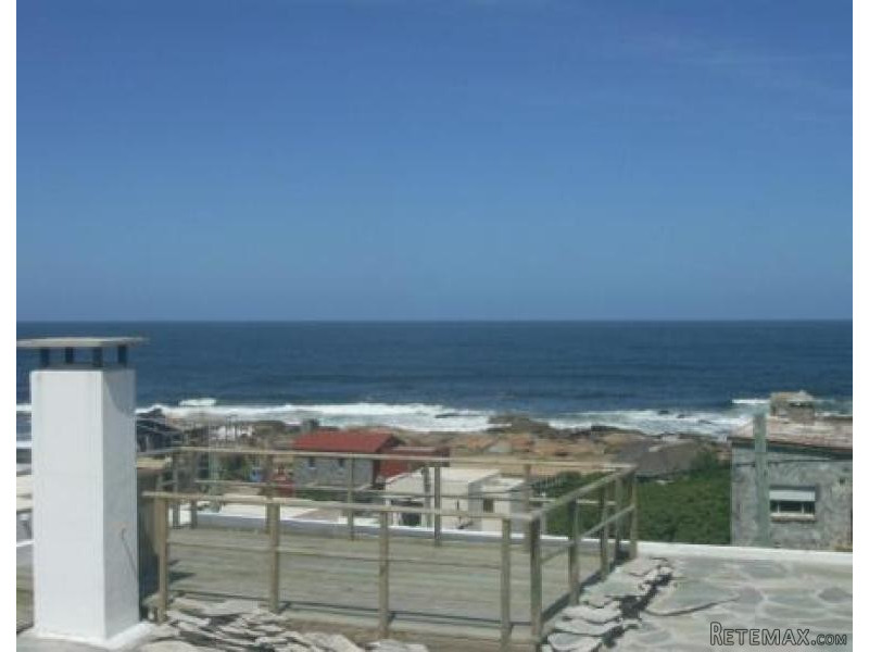 3 Bedroom House - For Rent - Jose.. - 2