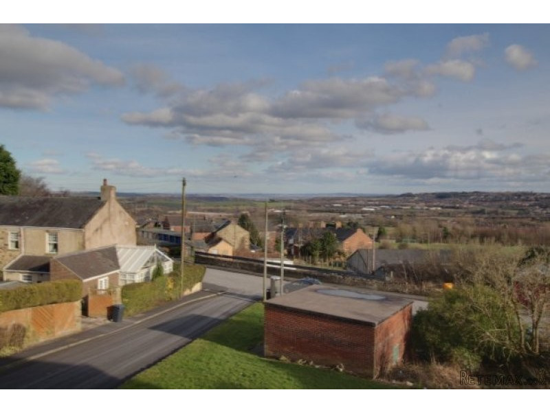 8 bedroom, Detached House house for sale - 2