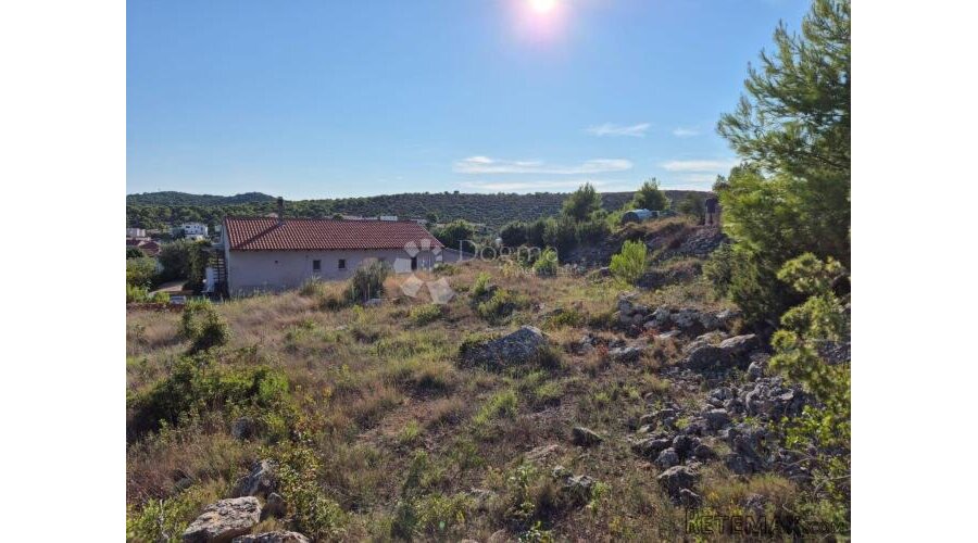 TISNO - Građevinsko zemljište 700m2 - 2