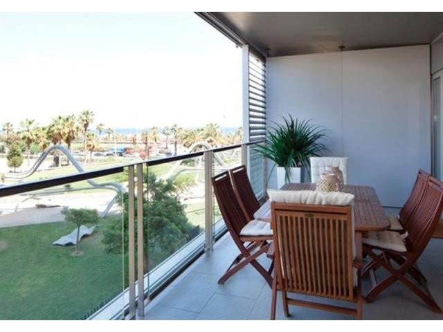 2 bedroom Flat For Sale: BARCELONA..
