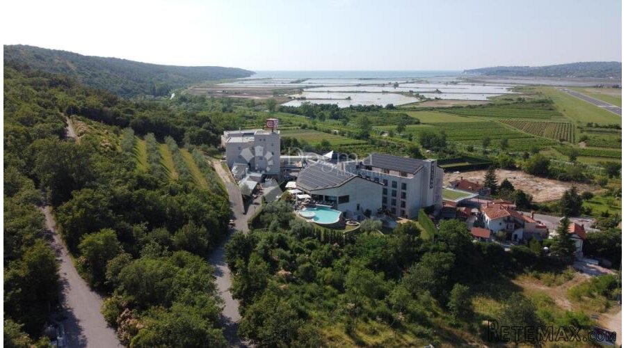 BUJE OKOLICA, ZEMLJIŠTE SA PREDIVNIM POGLEDOM - 3