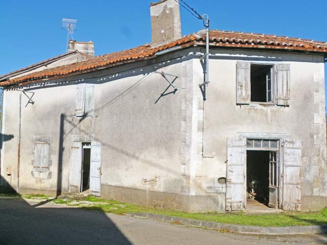 House To Restore In The Charente Area -