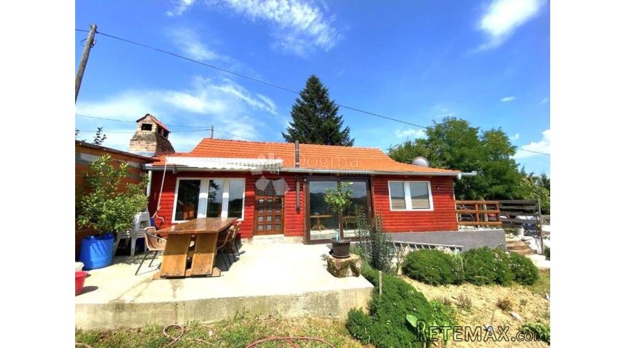 Građevna parcela 7696 m², s kućom i uporabnom dozvolom: pano - 2