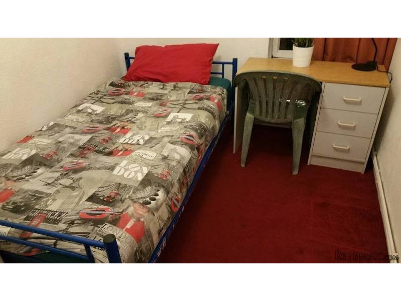 Single Room In Canary Wharf/westferry