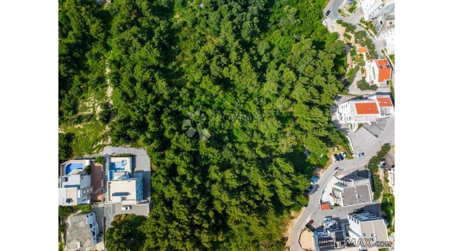 ZEMLJIŠTE S IDEJNIM PROJEKTOM - 3 POSLOVNO STAMBENE ZGRADE - 3