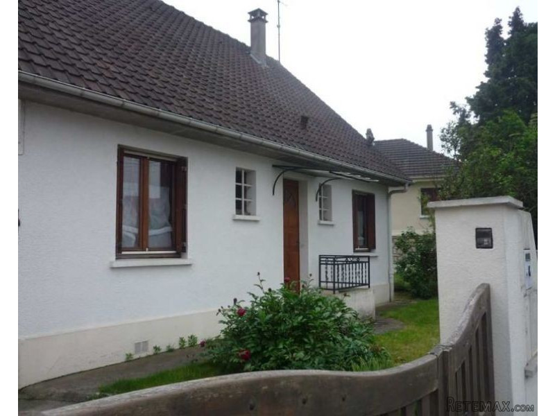 4 Bedroom Paris Suburb House