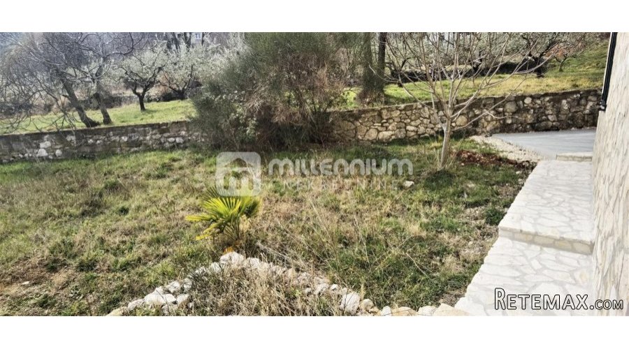 Istra, Lupoglav, imanje od 83.294m2 - 2