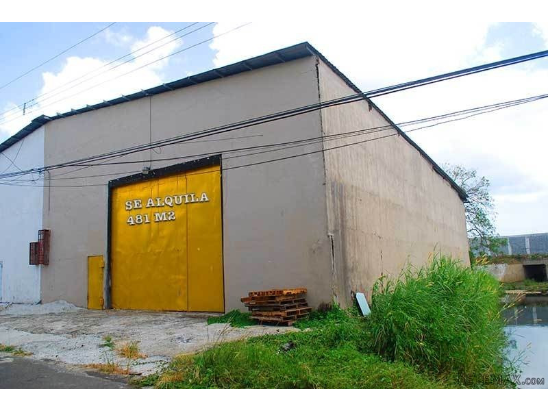 Spacious Warehouse In Front Of Costa..