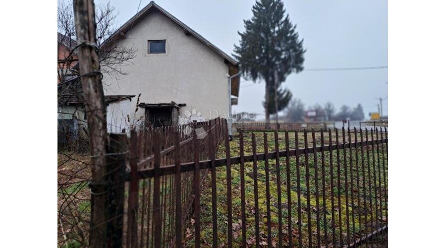 Hitno!!! Useljiva i povoljna kuća 2.5km od toplica - 3