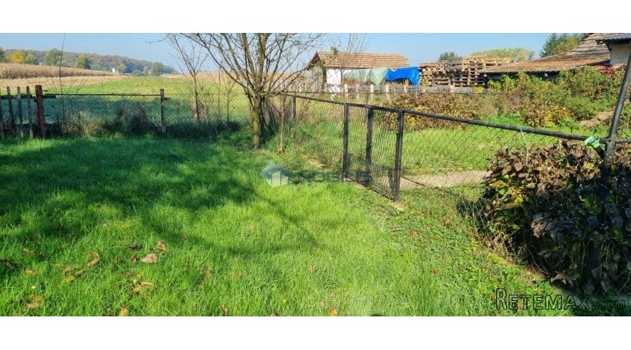 Kutina, kuća 270 m2, 1674 m2 okućnica - 4