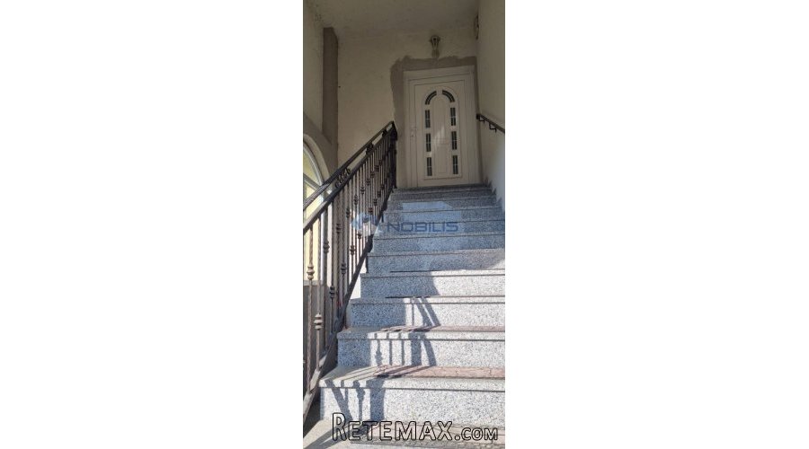 Kutina, kuća 270 m2, 1674 m2 okućnica - 7