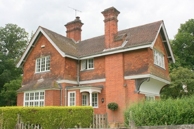 Four Elms, Kent Tn8