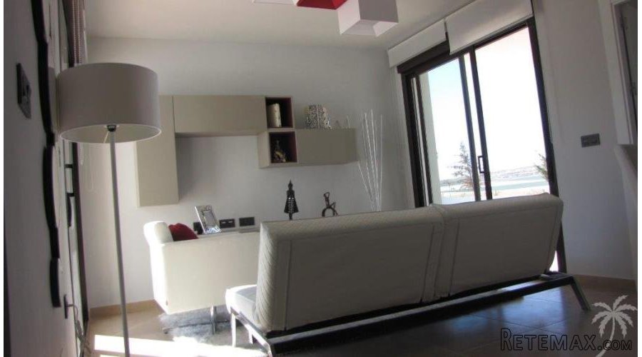 In Algorfa, close to the golf course, these modern.. - 2