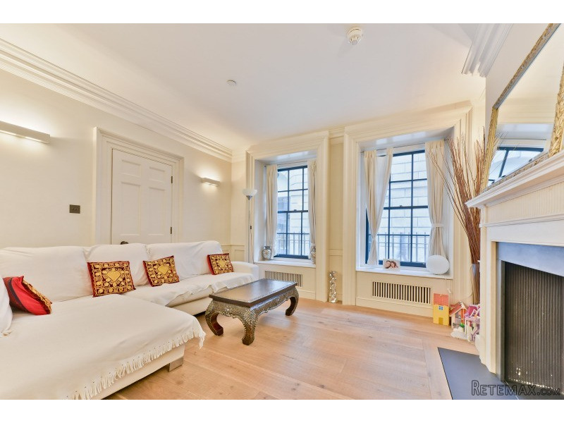 New Street EC2M - 2