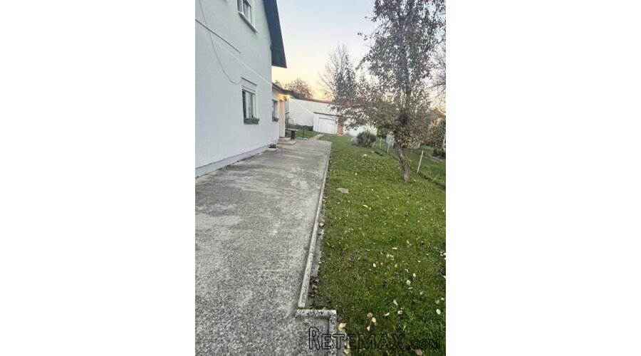 NAJLJEPŠE ZEMLJIŠTE U DUBRAVI 449 M2