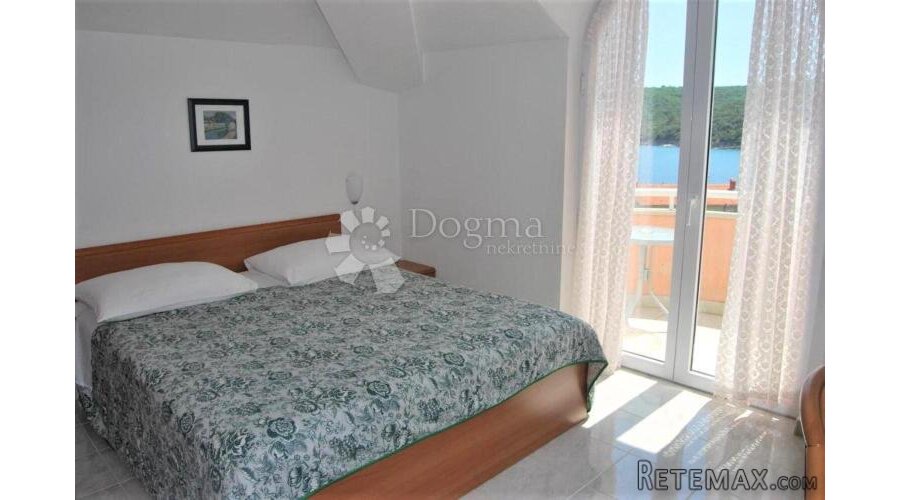 KRNICA – hotel i restoran uz obalu s tradicijom i odličnim r - 10