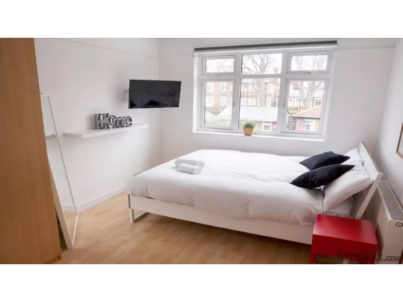Lingwell Double Room B&b R1 - 2
