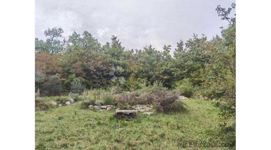 Zemljište na mirnoj lokaciji blizu svih sadržaja - 3