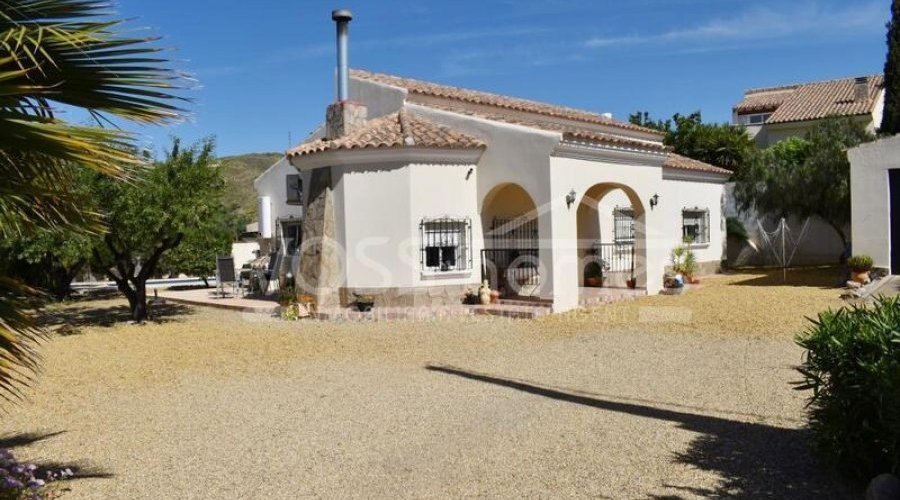 NEW & EXCLUSIVE TO VOSS HOMES - A lovingly maintained.. - 19