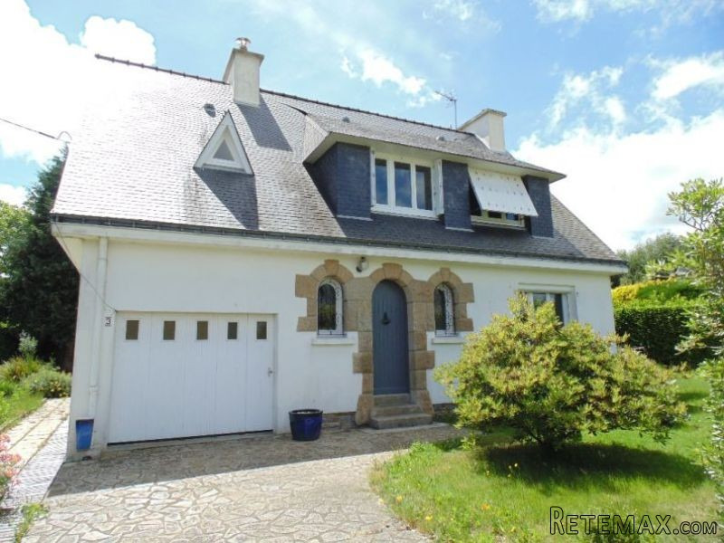 Beautiful Detached Ne-Breton House