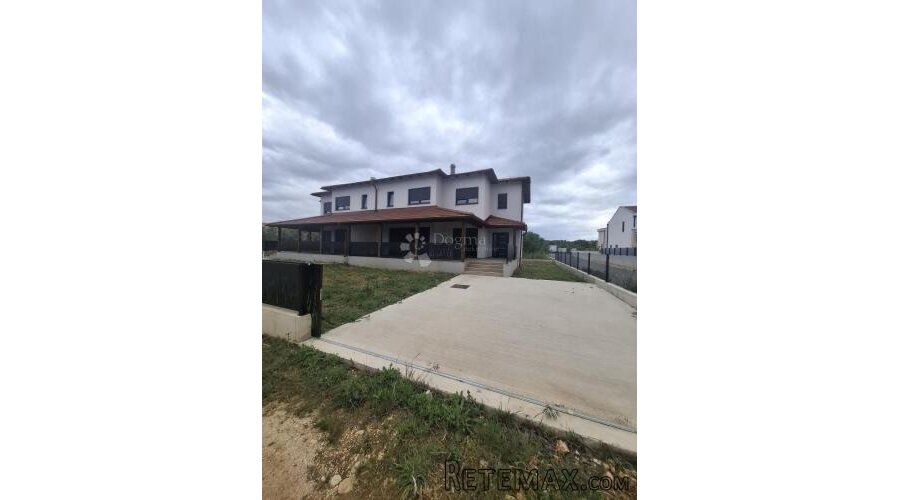 Moderna novogradnja u Murvici - 3