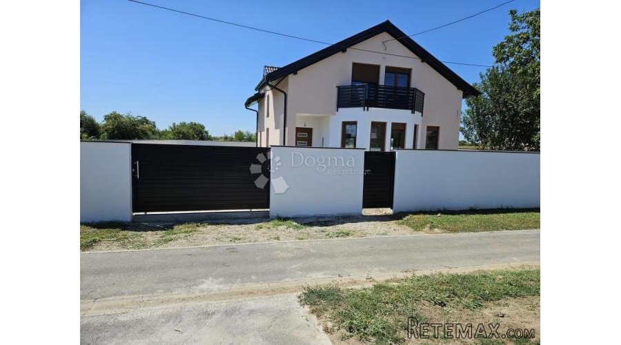 OBITELJSKI DOM U SARVAŠU, 5 SOBA, 196m2! - 2