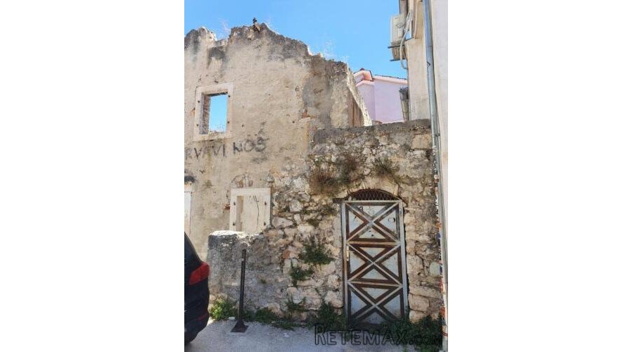 Kuća za adaptaciju – Mandalina, Šibenik