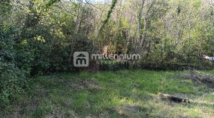 Jablanac, građevinsko zemljište 100m od mora - 3