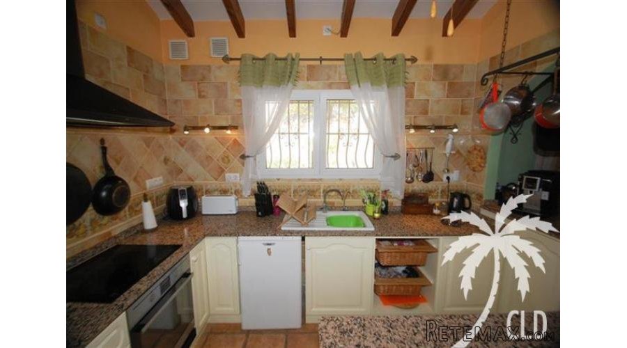 Fantastic sea views from this south-facing detached villa.. - 7