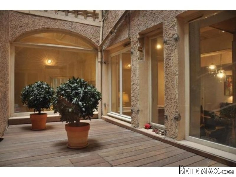 3 bedroom Flat For Sale: 69002 LYON