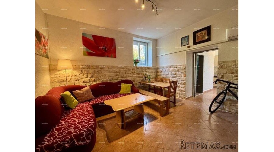 PULA, centar – prodaja / stan 55 m² s vrtom i parkirnim mj.. - 2