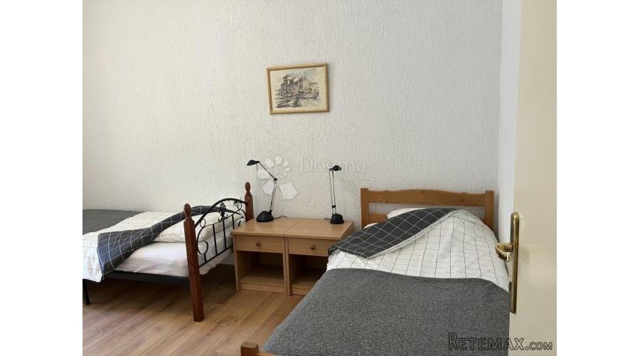 Odličan mali stan u centru grada - 3