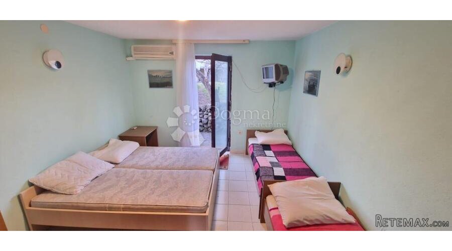PRILIKA! Kuća-dva manja apartmana-okolica Baške - 3