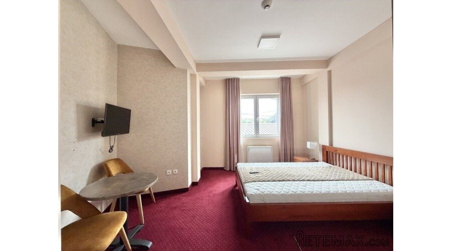 Na prodaju hotel u srcu Preljine - 11