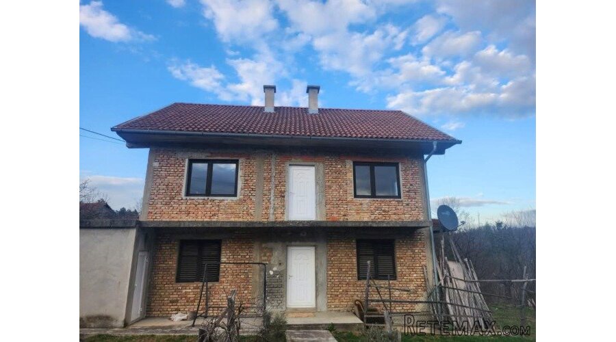 Prodajem kucu u Vranicu - 2