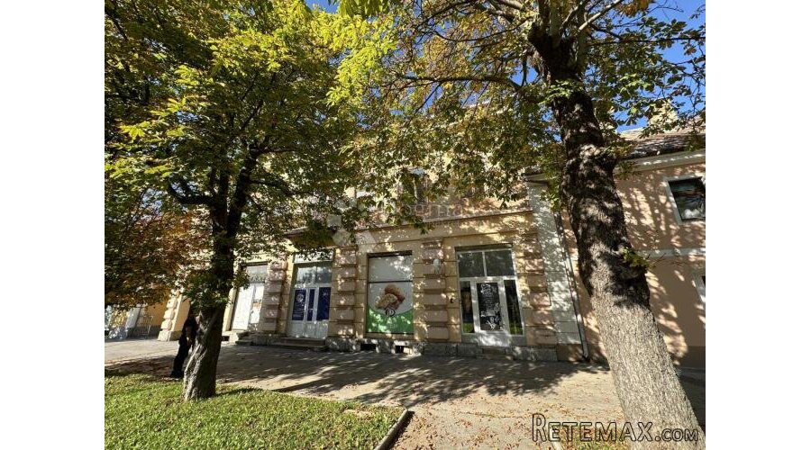 POSLONO STAMBENA ZGRADA CENTAR OTOČAC