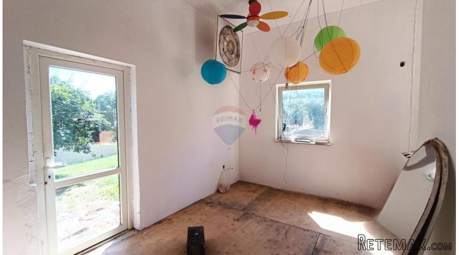 Istra, Marčana - poslovni prostor u centru za najam - 2
