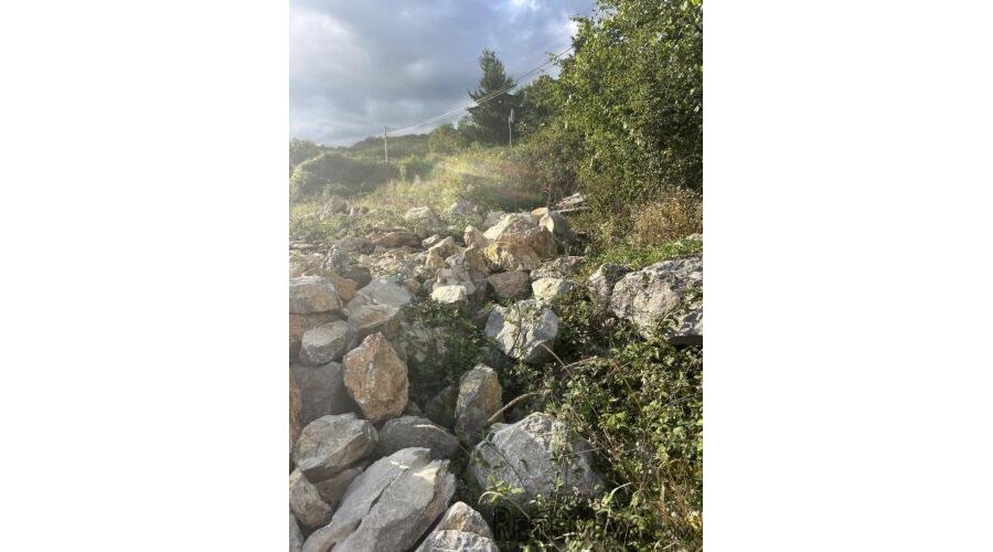 KASTAV GRAĐEVINSKI TEREN 800m2 PRODAJA - 3