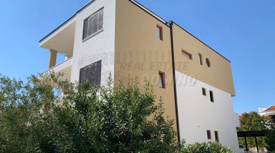Samostojeća kuća prvi red do plaže -grad Krk - 5