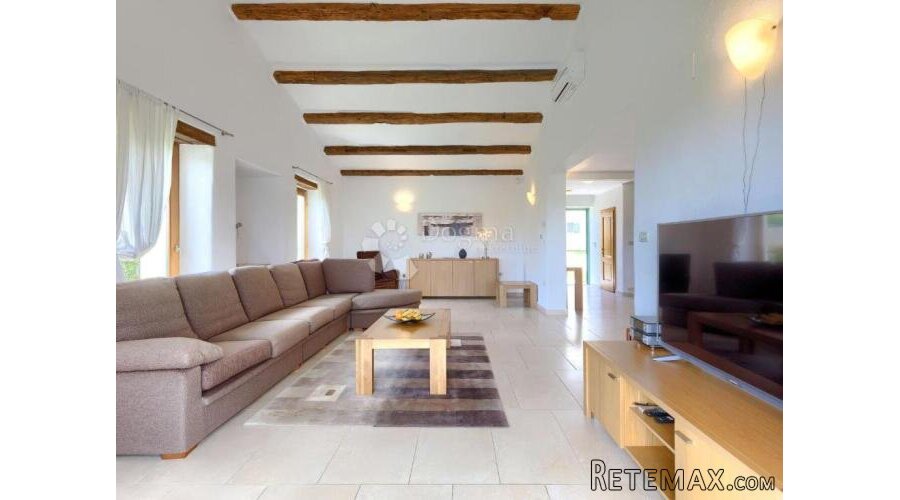 Šarmantna vila na brežuljku - 3