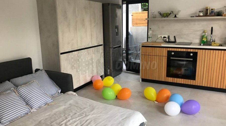 Mala samostojeća kuća s prekrasnim vrtom! - 4